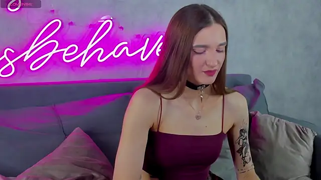 Alisha Green online show from November 12, 2025, 9:46 am