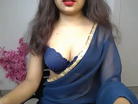 heavan girl online show from October 14, 2025, 2:28 pm