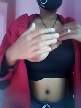 posewith online show from January 10, 2026, 8:09 am