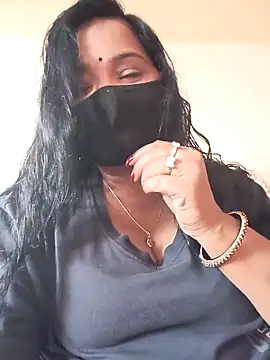 Alina-khan online show from October 28, 2025, 10:14 am