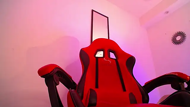 Anhonymus  online show from December 14, 2025, 3:57 am