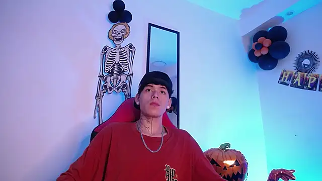 Anhonymus  online show from October 29, 2025, 3:38 am