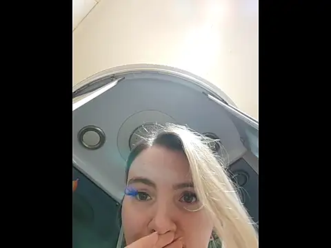 Snapshot of Wicked_cookie chatting on December 1, 2025, 8:21 pm Wicked cookie online show from December 1, 2025, 8:21 pm