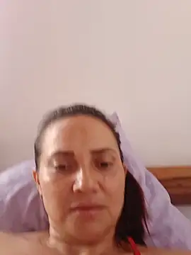 Snapshot of Amanda39 chatting on May 10, 2026, 12:53 pm Amanda39 online show from May 10, 2026, 12:53 pm