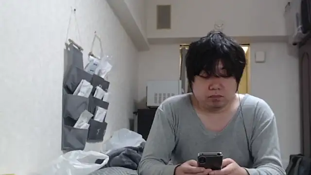 raterate555 online show from April 19, 2026, 3:18 am