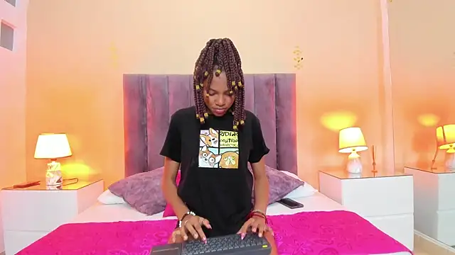 Kiaraa y Her Crazy online show from March 25, 2026, 3:39 am