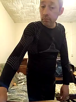 frederic198 online show from November 9, 2025, 8:35 pm