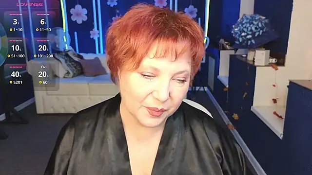 Snapshot of Kira_Kenett chatting on November 22, 2025, 10:19 pm Kira Kenett online show from November 22, 2025, 10:19 pm