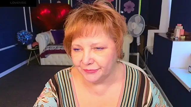 Snapshot of Kira_Kenett chatting on May 31, 2026, 7:25 am Kira Kenett online show from May 31, 2026, 7:25 am