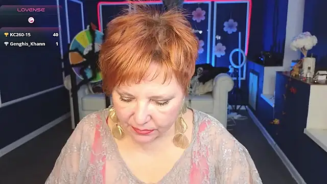 Snapshot of Kira_Kenett chatting on October 25, 2025, 4:51 pm Kira Kenett online show from October 25, 2025, 4:51 pm