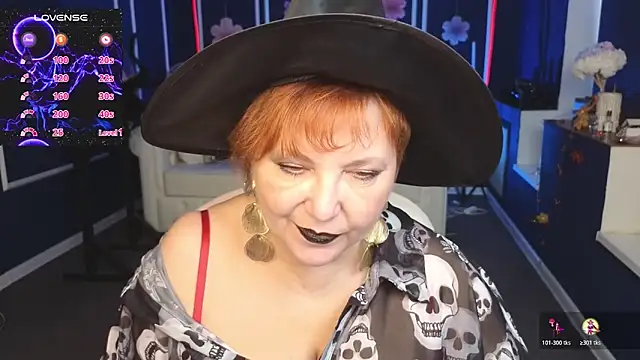 Snapshot of Kira_Kenett chatting on October 26, 2025, 8:37 am Kira Kenett online show from October 26, 2025, 8:37 am