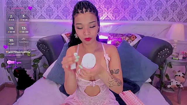 DaniCollinn  online show from March 17, 2026, 1:36 pm