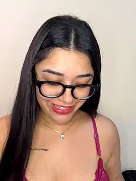 Snapshot of Alexa69xx chatting on December 4, 2025, 5:01 pm Alexa69xx online show from December 4, 2025, 5:01 pm