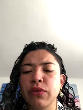 Snapshot of Paris_11 chatting on November 19, 2025, 2:39 pm Paris 11 online show from November 19, 2025, 2:39 pm