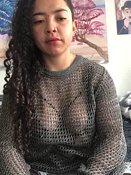 Snapshot of Paris_11 chatting on October 27, 2025, 12:17 pm Paris 11 online show from October 27, 2025, 12:17 pm