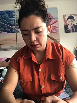 Snapshot of Paris_11 chatting on October 28, 2025, 1:10 pm Paris 11 online show from October 28, 2025, 1:10 pm