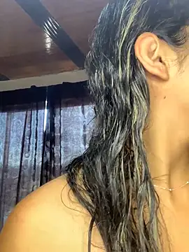 Snapshot of Berta_arevalo_blsd chatting on November 5, 2025, 2:09 pm Berta arevalo blsd online show from November 5, 2025, 2:09 pm