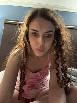 aurorasparkles online show from March 3, 2026, 11:28 am