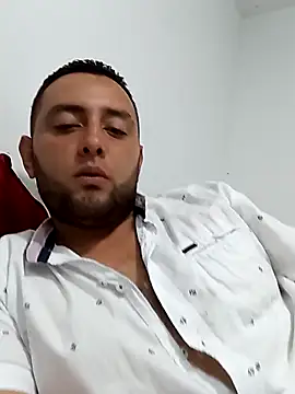 angelitocalientico online show from September 21, 2025, 4:17 am