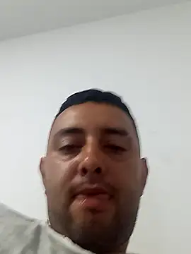 angelitocalientico online show from October 6, 2025, 2:40 pm