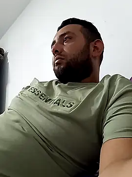 angelitocalientico online show from October 1, 2025, 2:38 am