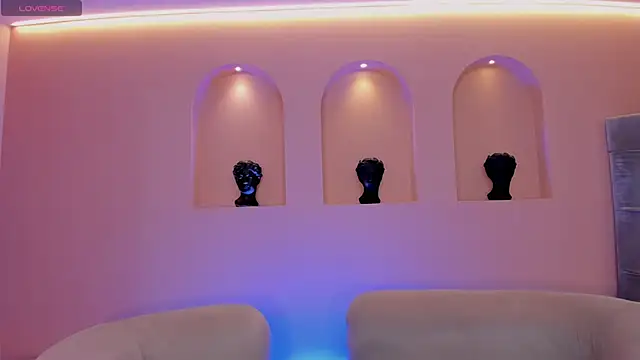 Snapshot of LucyWeiss_ chatting on October 16, 2025, 8:17 pm LucyWeiss online show from October 16, 2025, 8:17 pm