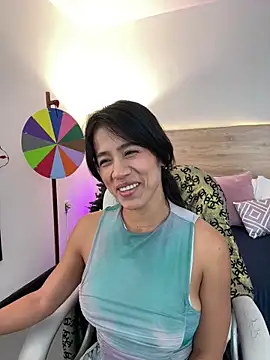 GinebraBrown online show from December 1, 2025, 6:42 pm