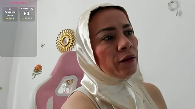 dalila kemur online show from December 16, 2025, 1:04 pm