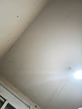 Snapshot of BeakedMezuza chatting on November 28, 2025, 7:25 pm BeakedMezuza online show from November 28, 2025, 7:25 pm