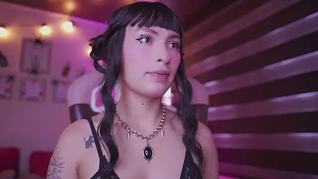 Snapshot of Rebecah_1 chatting on October 30, 2025, 3:42 pm Rebecah 1 online show from October 30, 2025, 3:42 pm