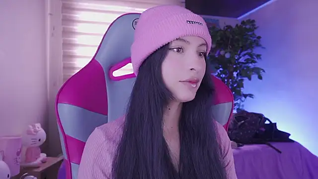 Rebecah 1 online show from March 6, 2026, 4:57 pm