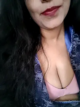 Deepa Sharma143 online show from March 25, 2026, 2:01 am