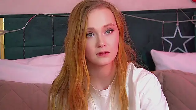 AgataFoxley online show from December 18, 2025, 8:56 pm