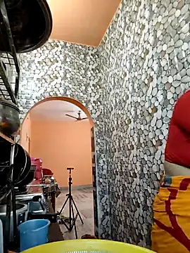 naughty nataasa online show from November 8, 2025, 9:24 am