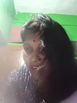 Snapshot of Hot_radh82 chatting on October 4, 2025, 4:52 pm Hot radh82 online show from October 4, 2025, 4:52 pm