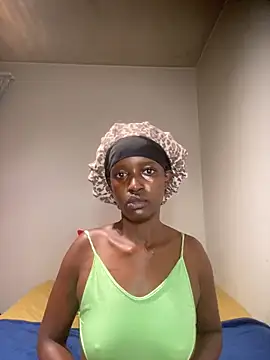 SWEETmelaniBLSSOMchessom online show from September 29, 2025, 8:25 pm