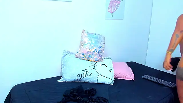 Hill Brownie online show from October 4, 2025, 10:50 am