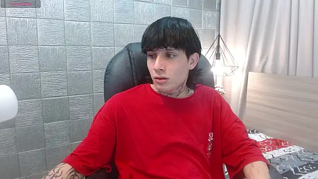 Iantwink18 online show from November 24, 2025, 7:25 pm