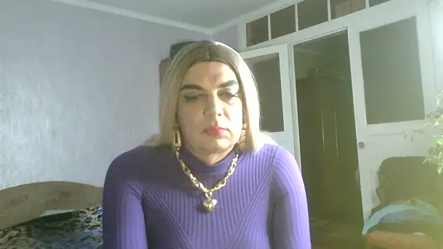 Snapshot of NiraFrost chatting on October 31, 2025, 4:58 pm NiraFrost online show from October 31, 2025, 4:58 pm