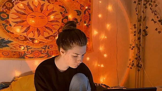 AliceCUNTach online show from March 3, 2026, 5:03 am