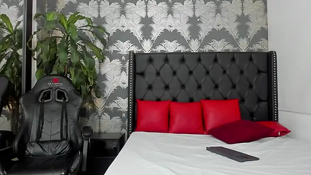 Lean Portman online show from April 8, 2026, 2:29 pm