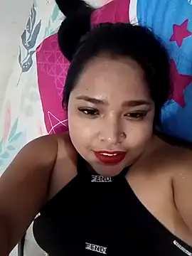 Snapshot of Angelly_ricura chatting on July 1, 2026, 5:35 pm Angelly ricura online show from July 1, 2026, 5:35 pm