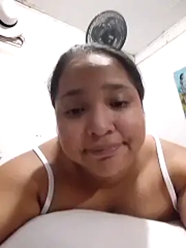 Snapshot of Angelly_ricura chatting on June 7, 2026, 5:51 pm Angelly ricura online show from June 7, 2026, 5:51 pm
