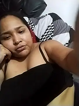 Angelly ricura online show from November 23, 2025, 1:48 am