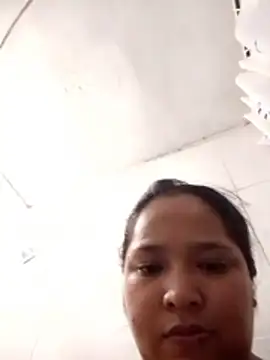 Snapshot of Angelly_ricura chatting on June 11, 2026, 2:53 am Angelly ricura online show from June 11, 2026, 2:53 am