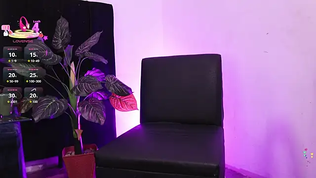 Misterjhons2 online show from April 19, 2026, 2:51 pm