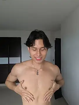 Snapshot of TeddyBear_07 chatting on December 19, 2025, 1:46 pm TeddyBear 07 online show from December 19, 2025, 1:46 pm