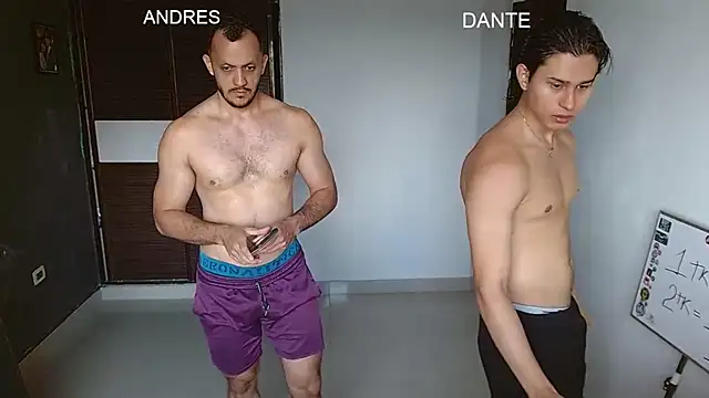 Snapshot of TeddyBear_07 chatting on December 18, 2025, 1:15 pm TeddyBear 07 online show from December 18, 2025, 1:15 pm