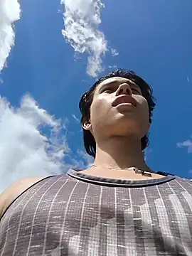 Snapshot of TeddyBear_07 chatting on November 2, 2025, 2:11 pm TeddyBear 07 online show from November 2, 2025, 2:11 pm