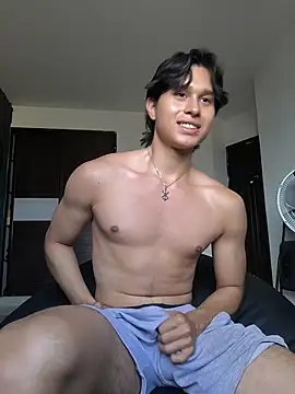 Snapshot of TeddyBear_07 chatting on November 8, 2025, 1:36 pm TeddyBear 07 online show from November 8, 2025, 1:36 pm